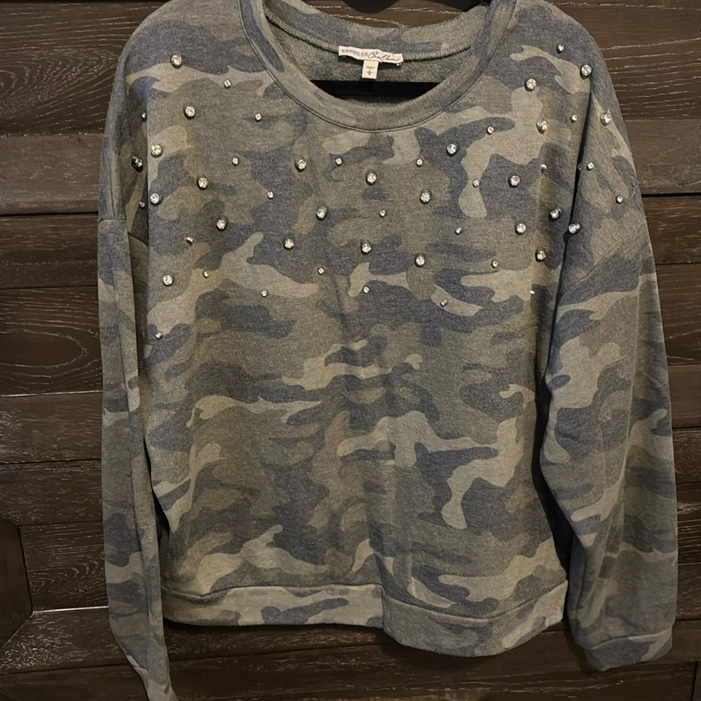 EXPRESS one eleven studded sweatshirt. Women’s L